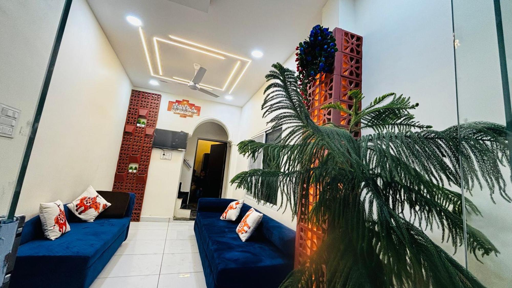 Hotel Shreenidhi Comfort Stay Ujjain Exterior foto